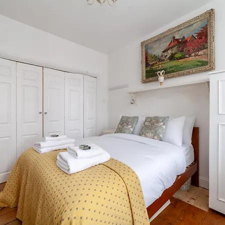 Charming And Spacious 1 Bedroom Flat In Battersea London Exterior photo