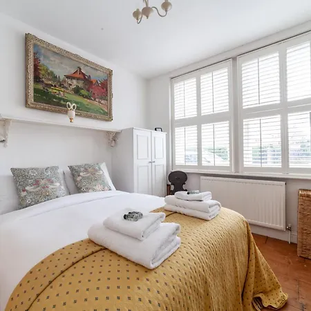 Charming And Spacious 1 Bedroom Flat In Battersea London Exterior photo