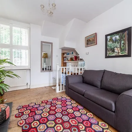 Charming And Spacious 1 Bedroom Flat In Battersea London Exterior photo